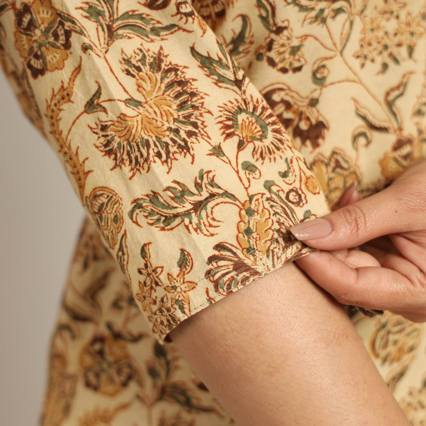 Buy Pedana Kalamkari Block Printed Cotton Kurta with Palazzo Set Online at iTokri.com