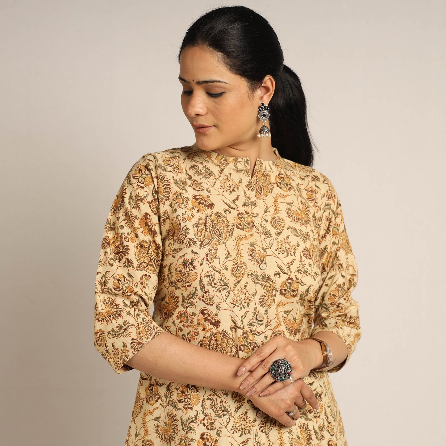 Buy Pedana Kalamkari Block Printed Cotton Kurta with Palazzo Set Online at iTokri.com