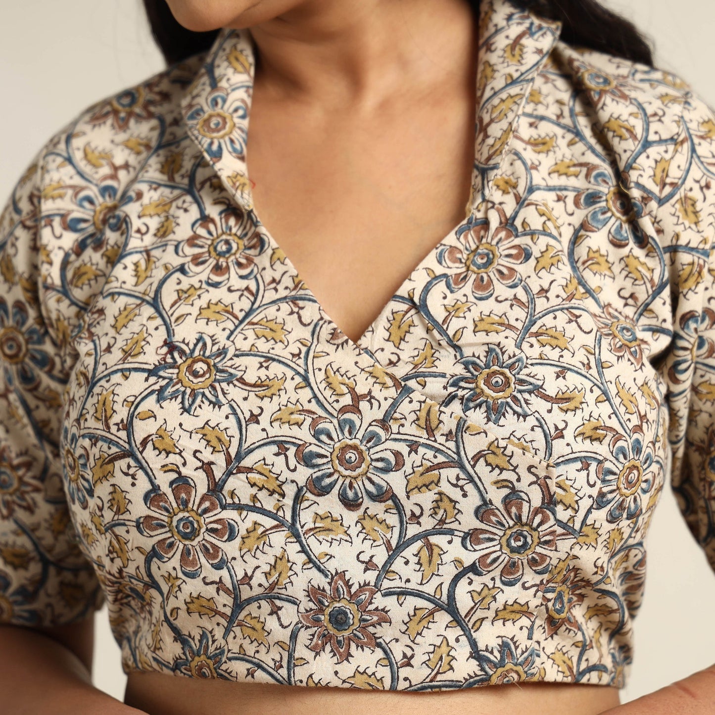 Buy Pedana Kalamkari Block Printed Cotton Stitched Blouse 