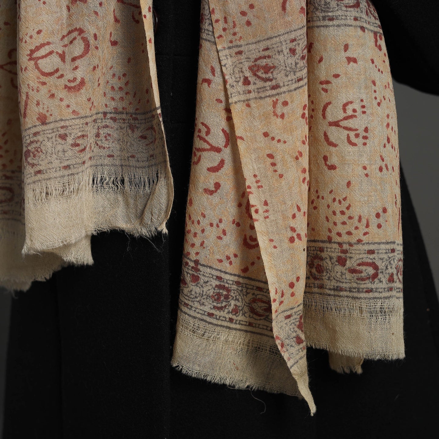 Beige - pedana kalamkari wool stole 09 - handcrafted