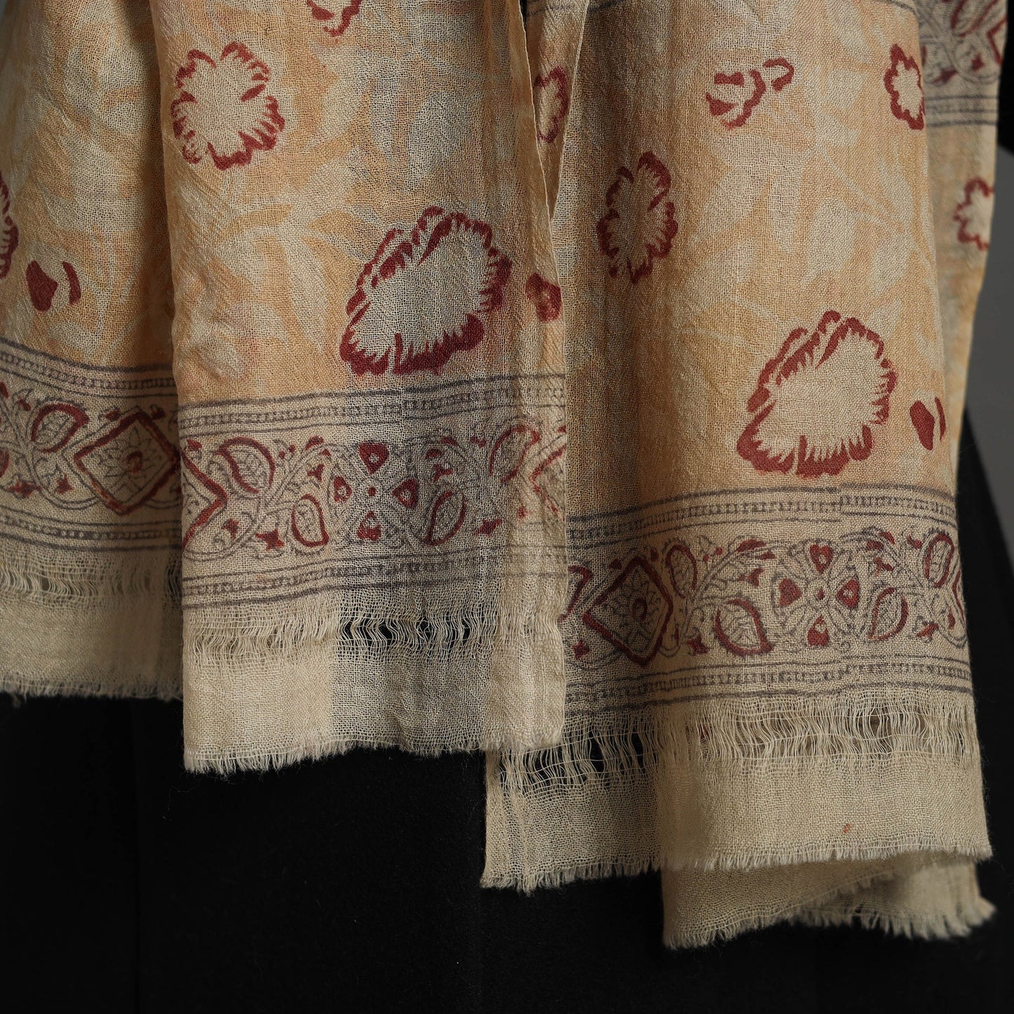 Beige Block Print Pedana Kalamkari Wool Stole