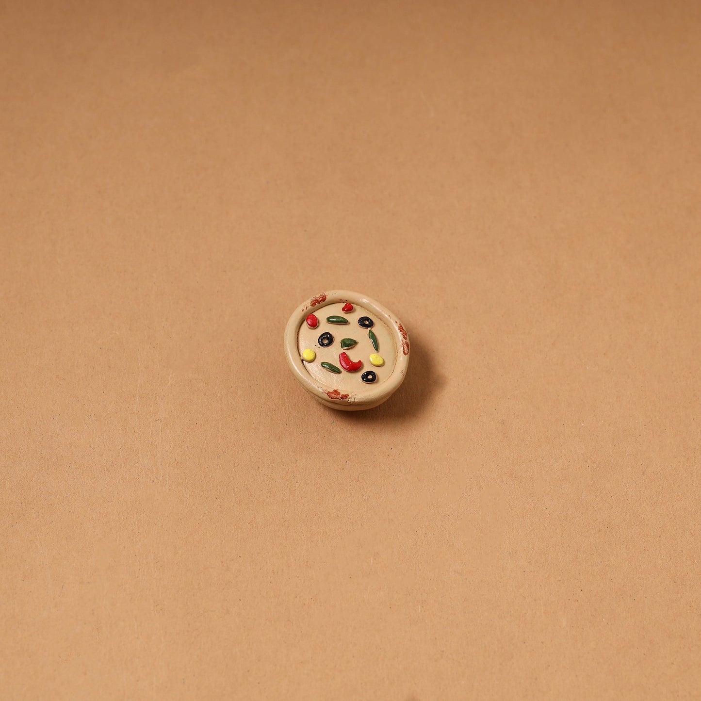 Beige - quirklets handpainted clay pizza fridge magnet 27
