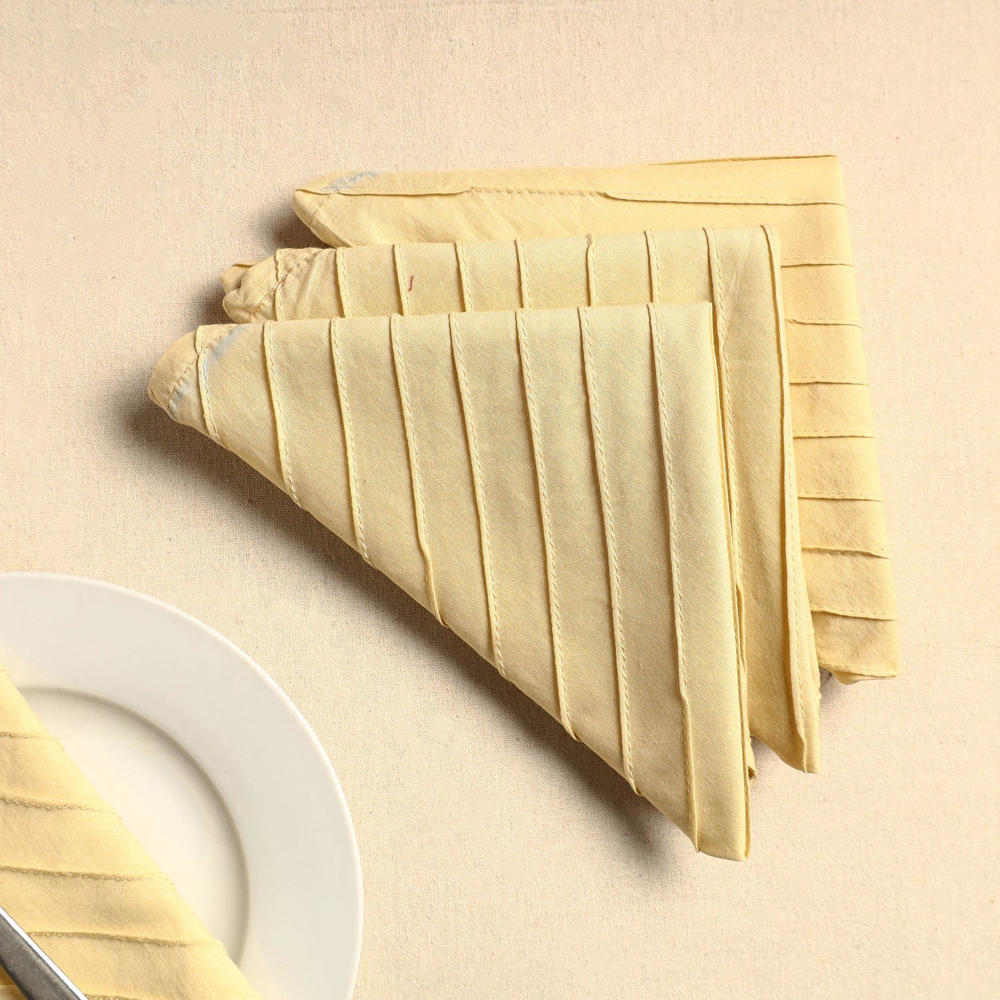 Beige Set of 4 - Pintuck Plain Cotton Table Napkins (18 x 18 in) 15