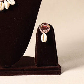 Beige Shell Work Fabart Necklace Set