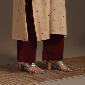 Beige Thread Buti Work Cotton Plain Kurta Set (Set of 2)