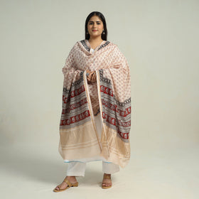Beige - traditional maheshwari silk bagh dupatta 18