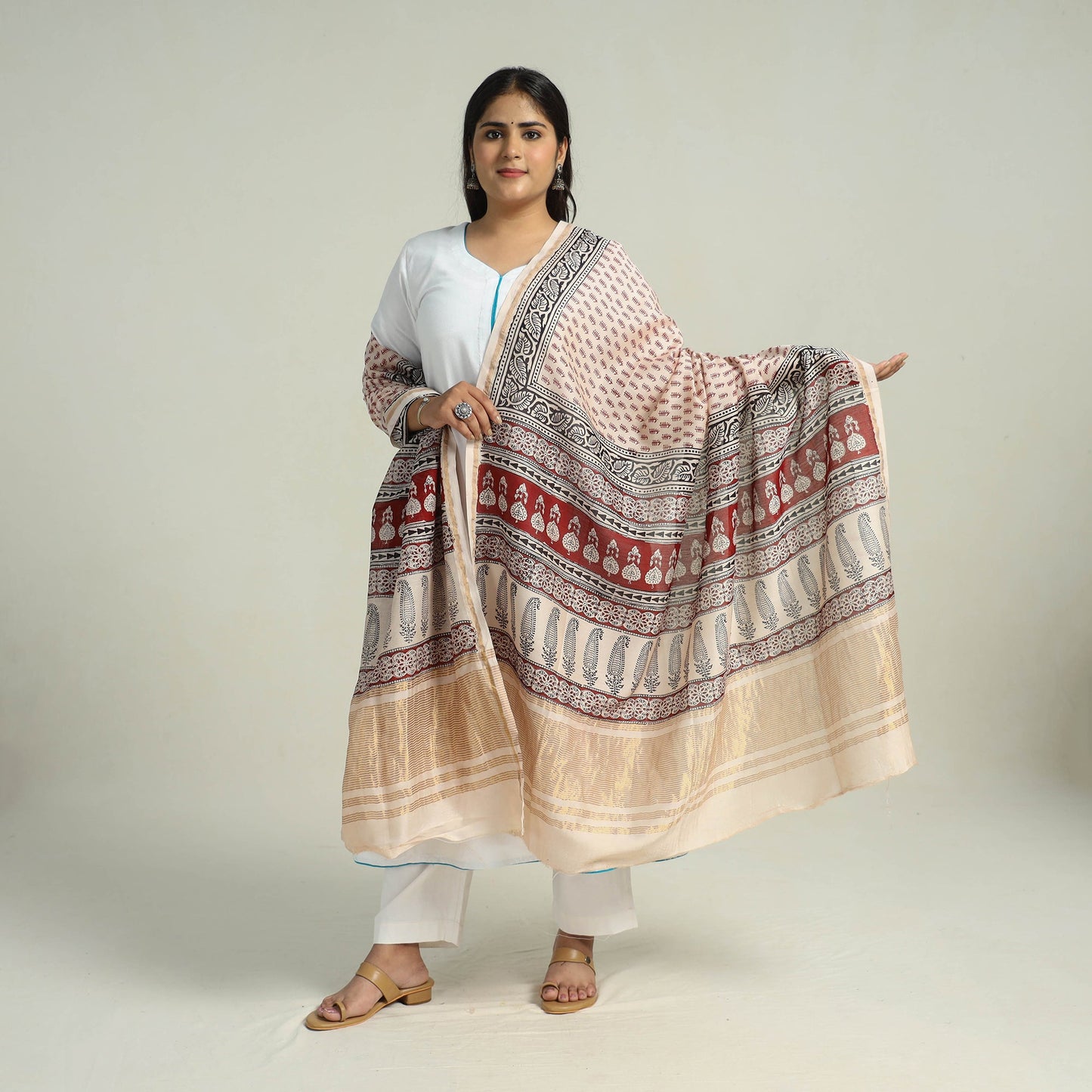 Beige - traditional maheshwari silk bagh dupatta 30