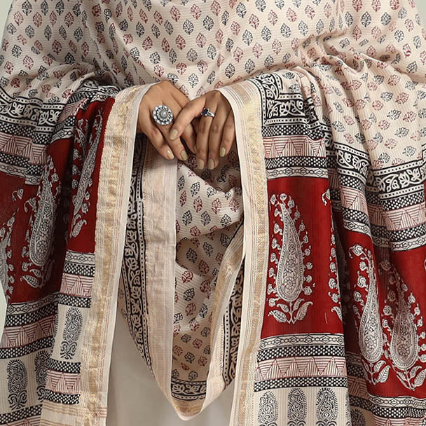 Beige - traditional maheshwari silk bagh dupatta 03
