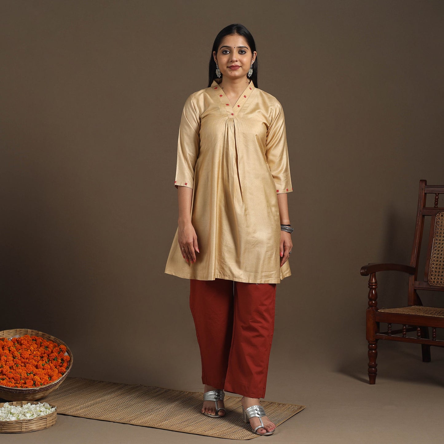 Beige - tussar silk cotton kurta with fine hand embroidery
