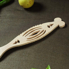  Handmade Udayagiri Beige Wooden Serving Kajur Fork 05