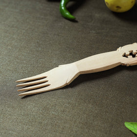  Handmade Udayagiri Beige Wooden Serving Kajur Fork 14