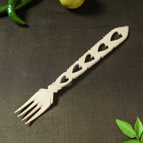  Handmade Udayagiri Beige Wooden Serving Kajur Fork 12