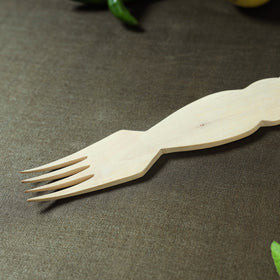  Handmade Udayagiri Beige Wooden Serving Kajur Fork 11