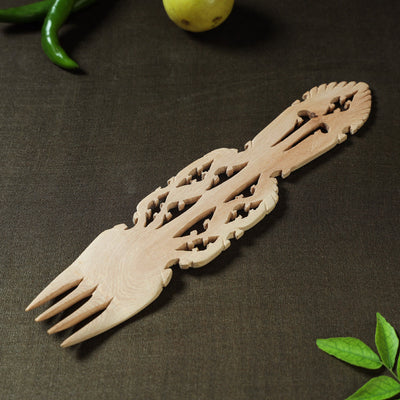  Handmade Udayagiri Beige Wooden Serving Kajur Fork 15