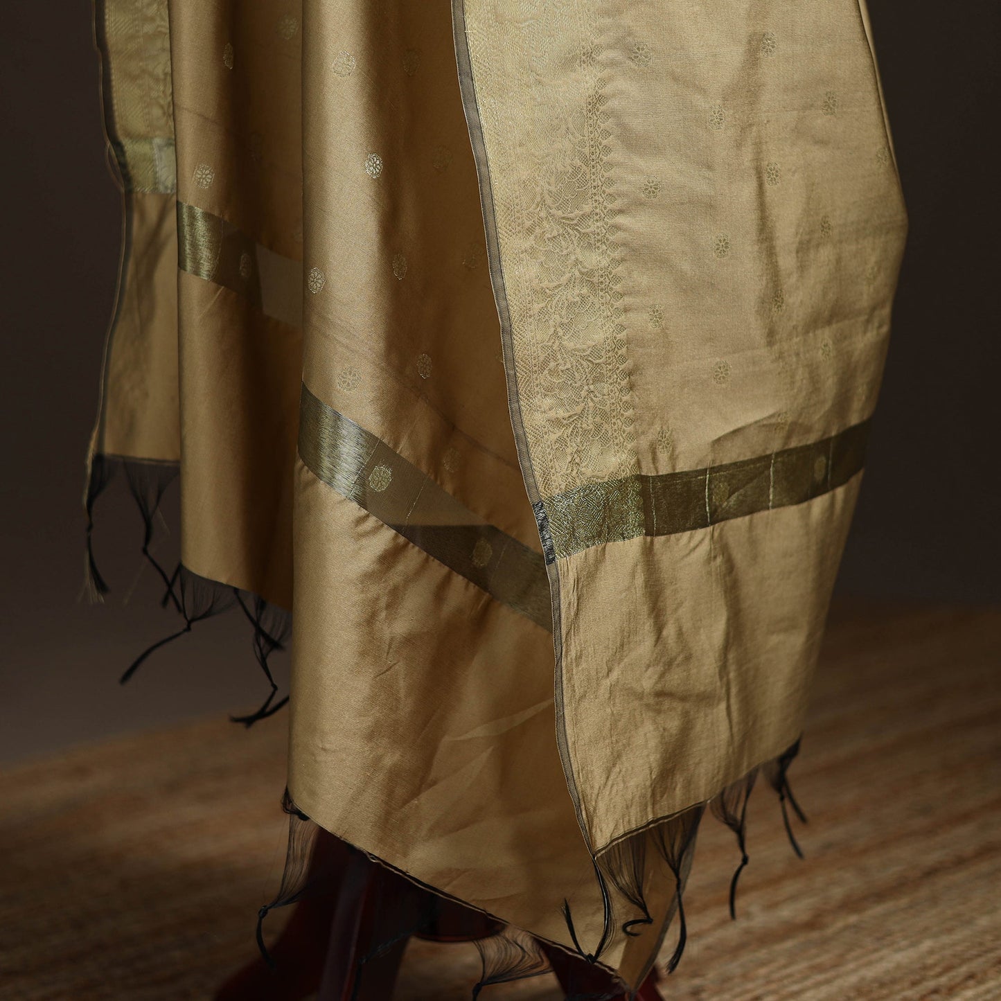 Zari work banarasi silk dupatta 39 - handcrafted