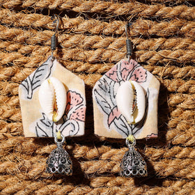 Zesika Handcrafted GS & Shell Work Fabart Earrings