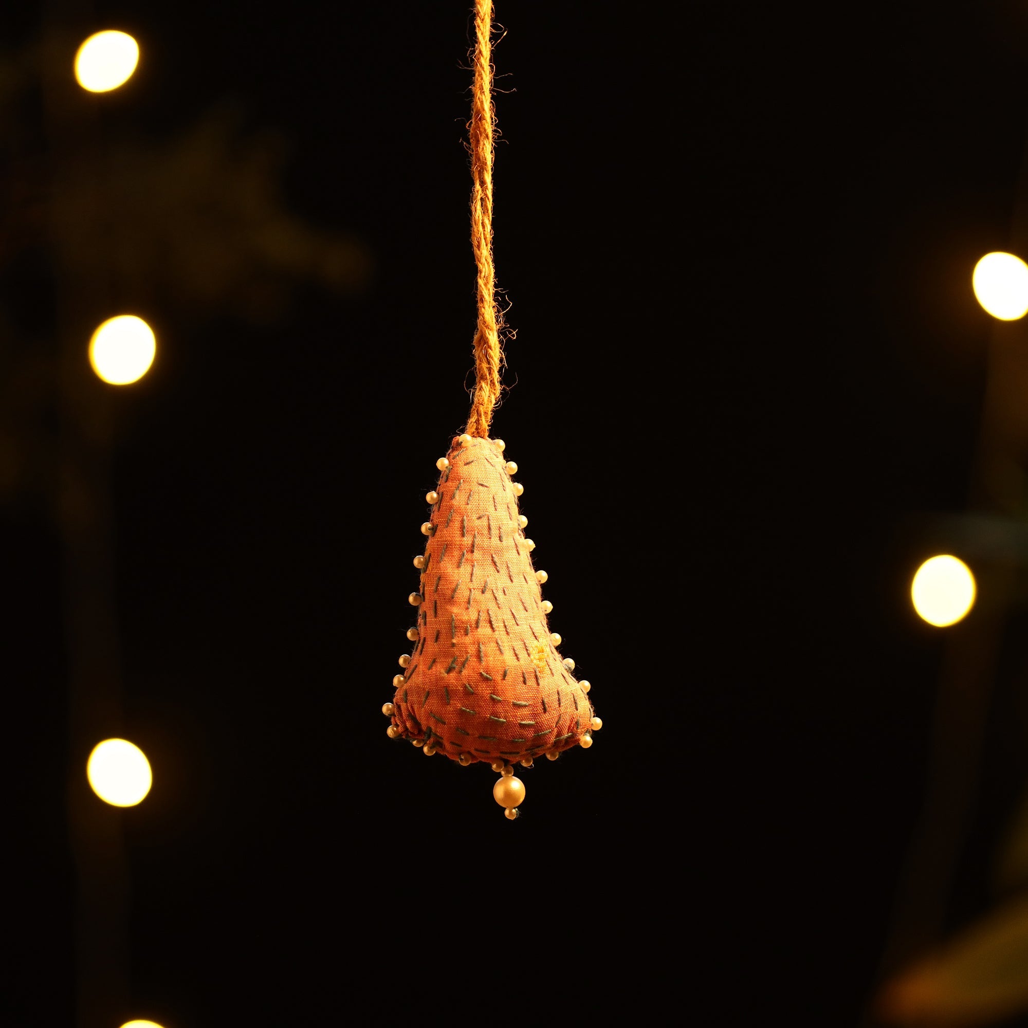  Upcycled Thread & Beadwork X-Mas Decor Hanging