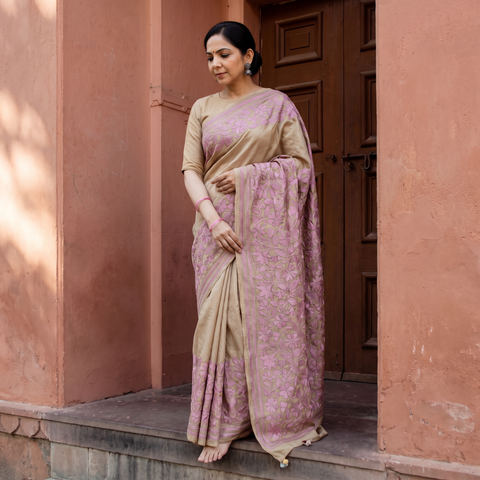 Green Bengal Hand Embroidery Bangalore Silk Handloom Kantha Saree, draped and worn by a woman, AI visual of the saree, iTokri