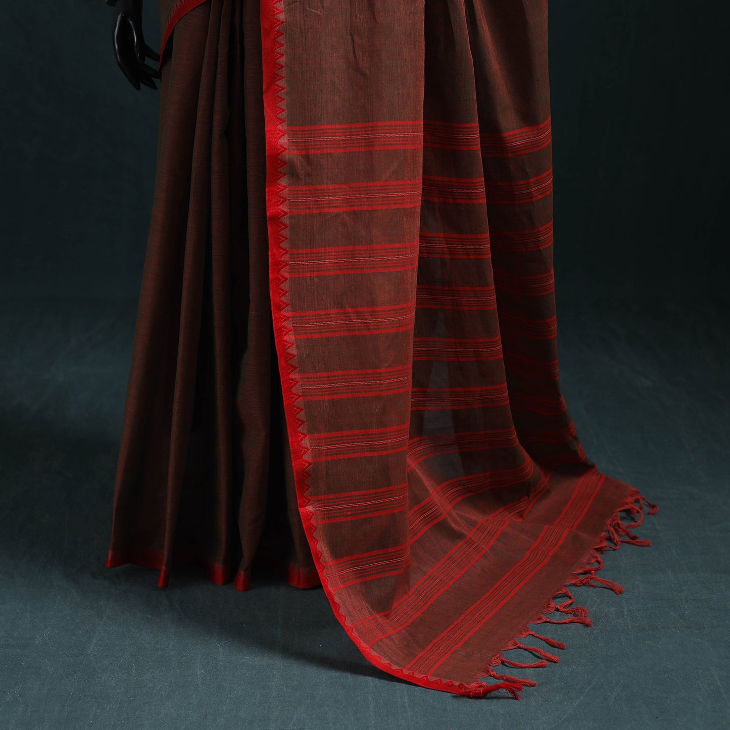 Bengal handwoven cotton begumpuri saree 15 - handcrafted