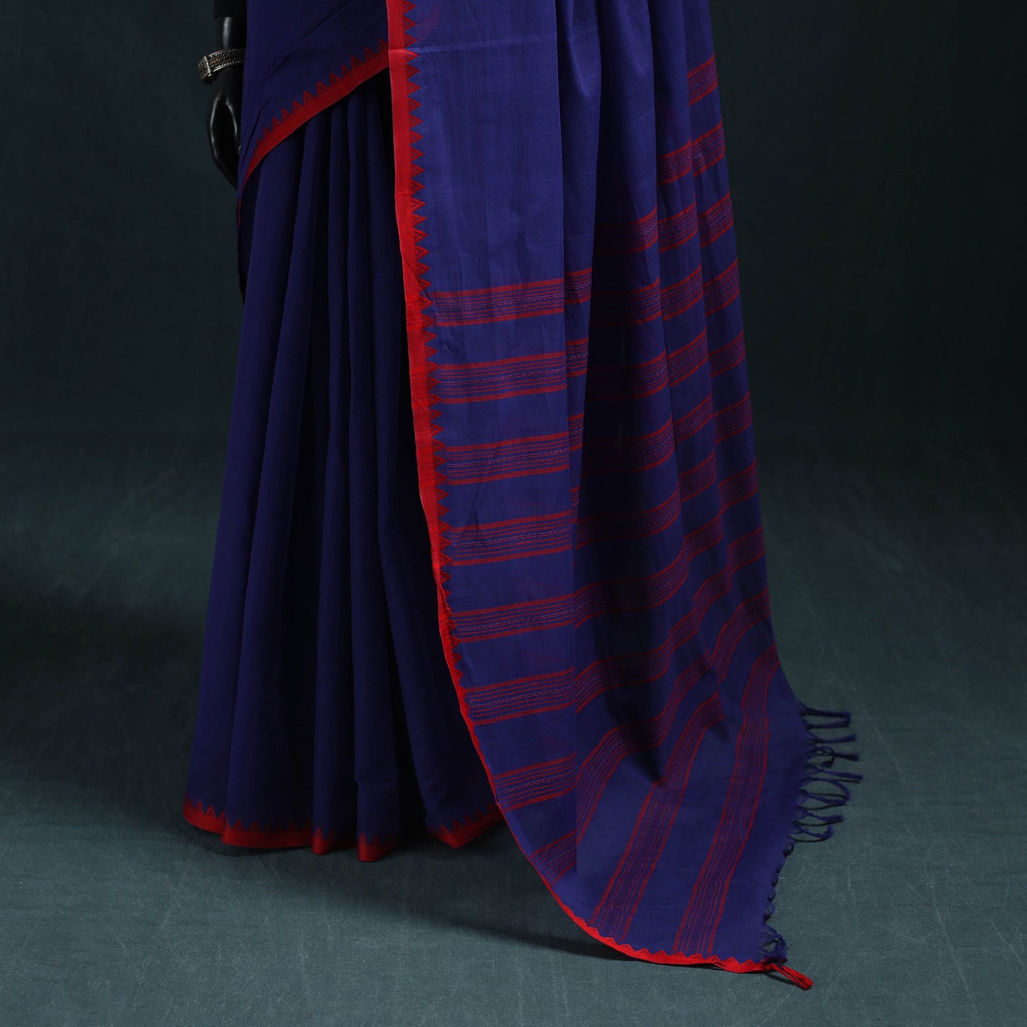 Bengal handwoven cotton begumpuri saree 16 - handcrafted