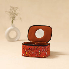 Bengal kantha work handcrafted jewellery box with mirror 01