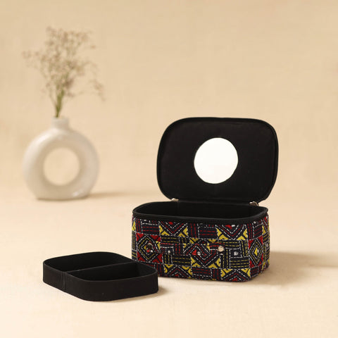 Bengal kantha work handcrafted jewellery box with mirror 12