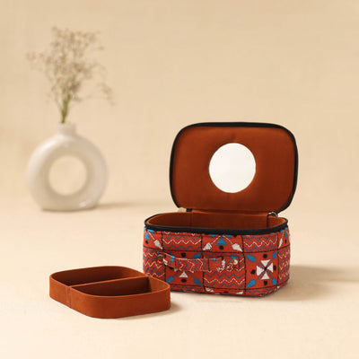 Bengal kantha work handcrafted jewellery box with mirror 14