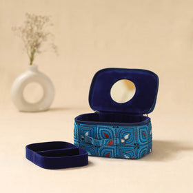 Bengal kantha work handcrafted jewellery box with mirror 17