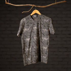 Buy Block Art Prints Natural Dyed Cotton Unisex Round Neck T-shirt Online at iTokri.com