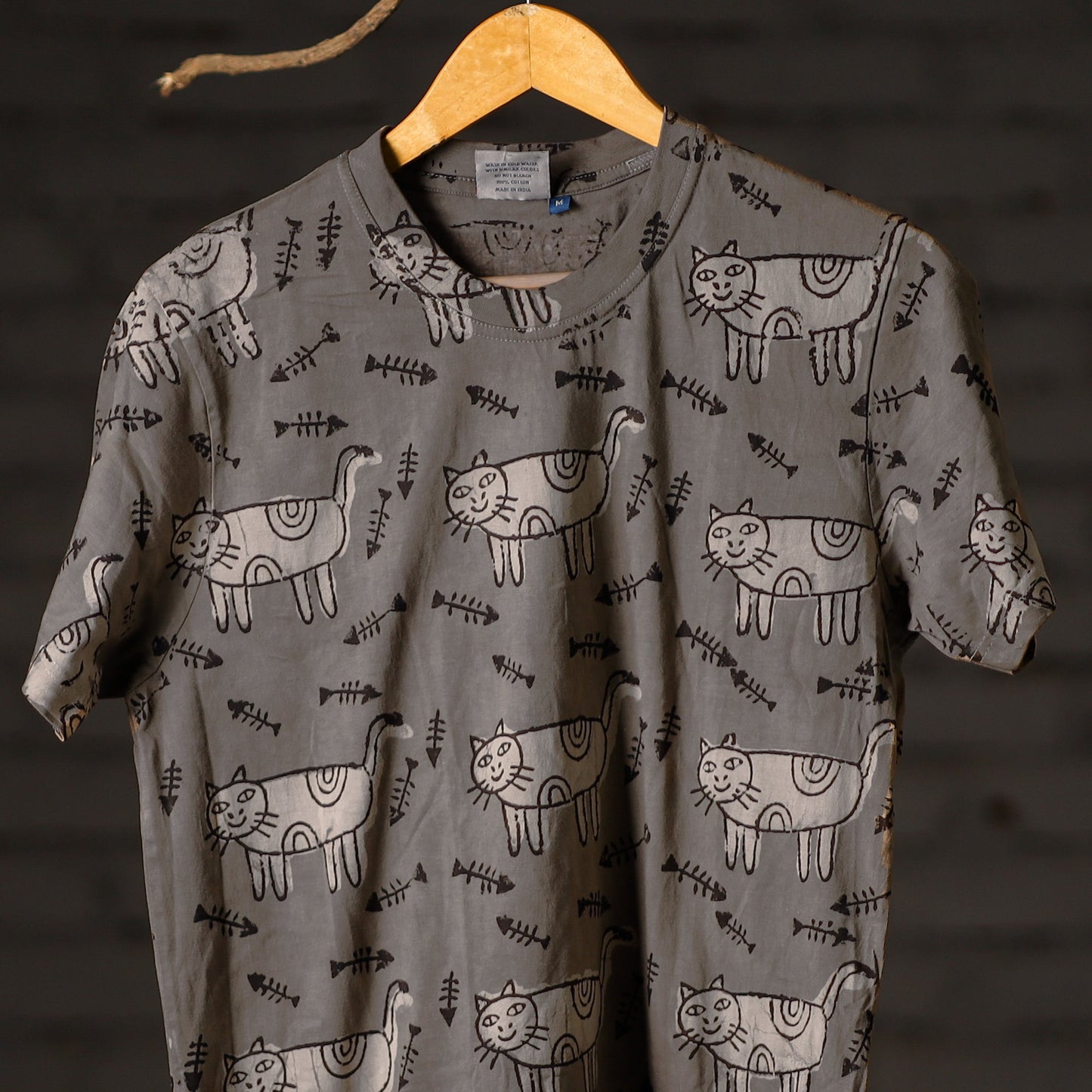 Buy Block Art Prints Natural Dyed Cotton Unisex Round Neck T-shirt Online at iTokri.com