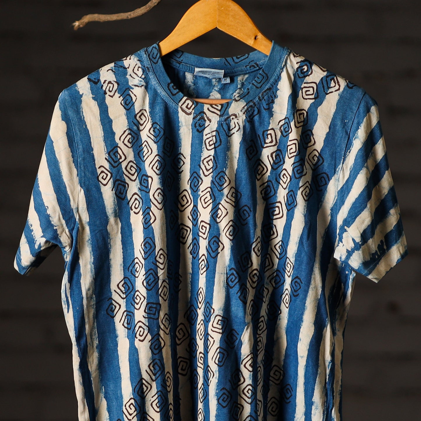 Bindaas natural dyed art unisex round neck t-shirt in pure