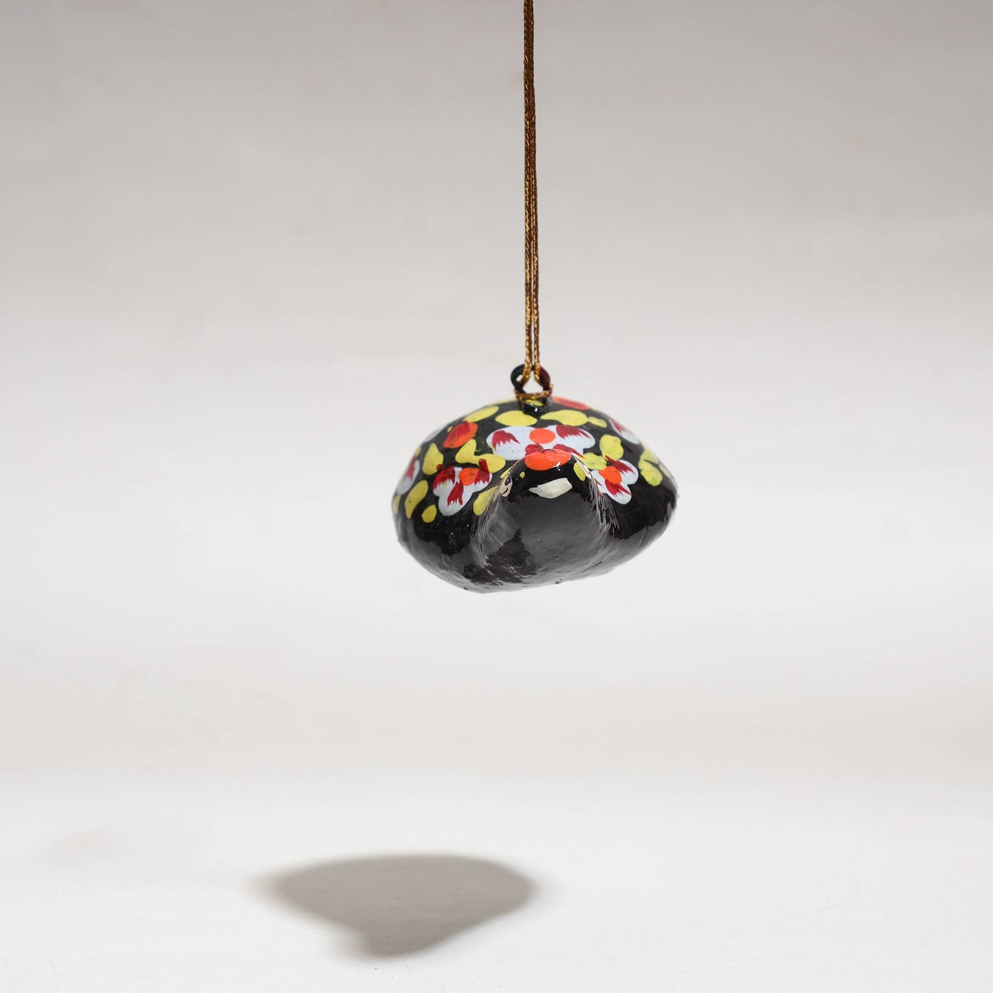 Bird - kashmir handpainted christmas decor ornament 91