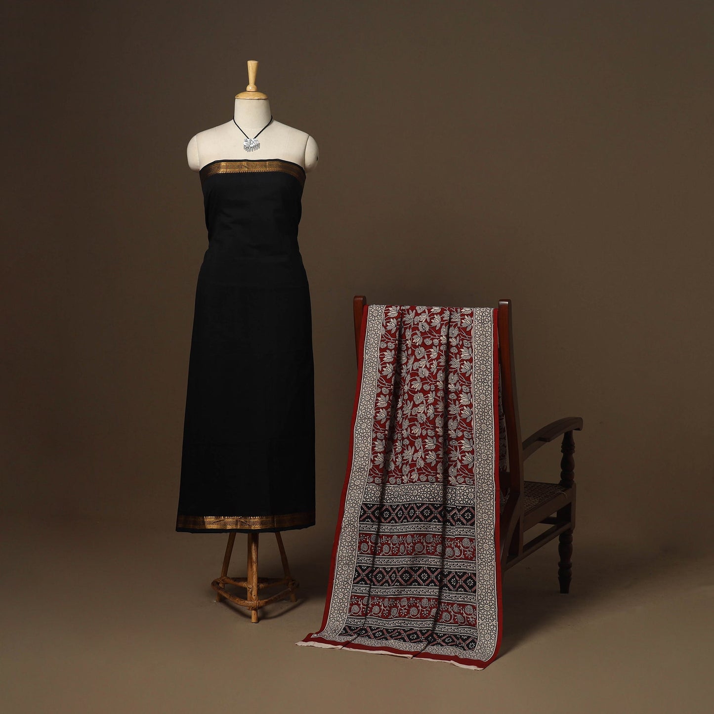 Black - 2pc handloom cotton unstitched mangalagiri dress