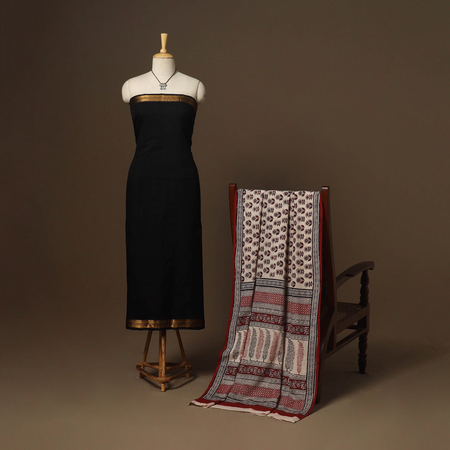 Black - 2pc handloom cotton unstitched mangalagiri dress