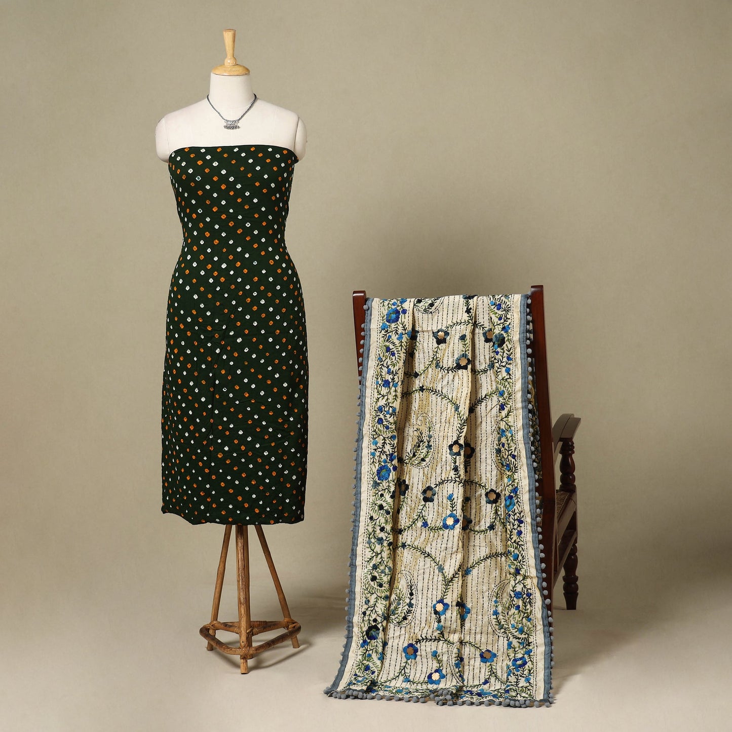 Black 2pc Unstitched Bandhani Dress Material with Jewellery Set