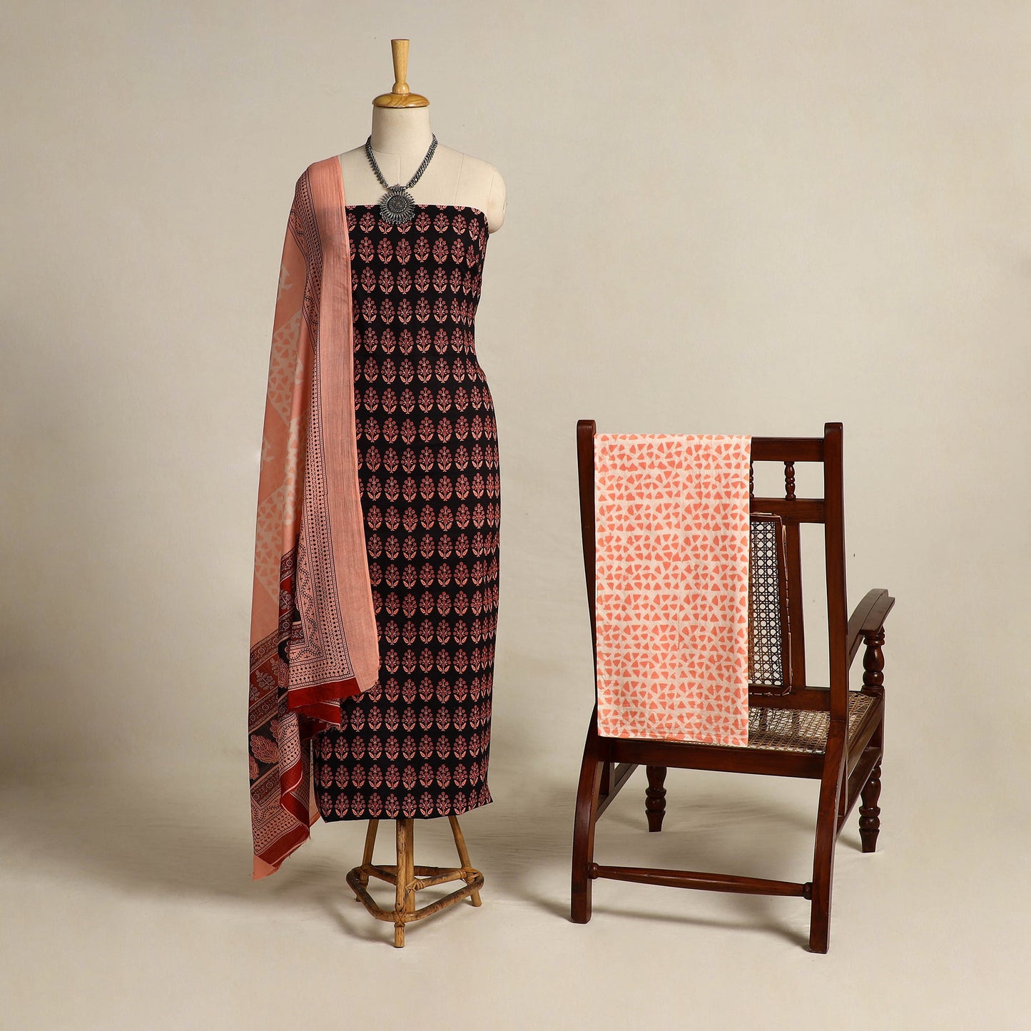 Black - 3pc cotton bagh unstitched dress material 10