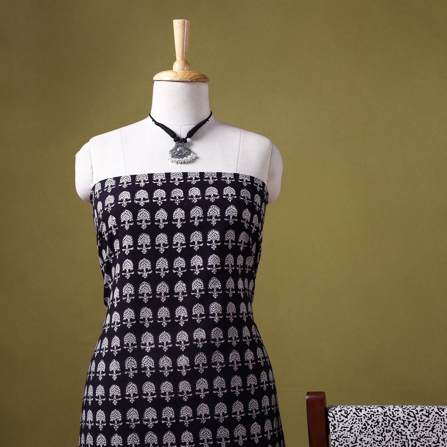 Black - 3pc cotton bagh unstitched dress material