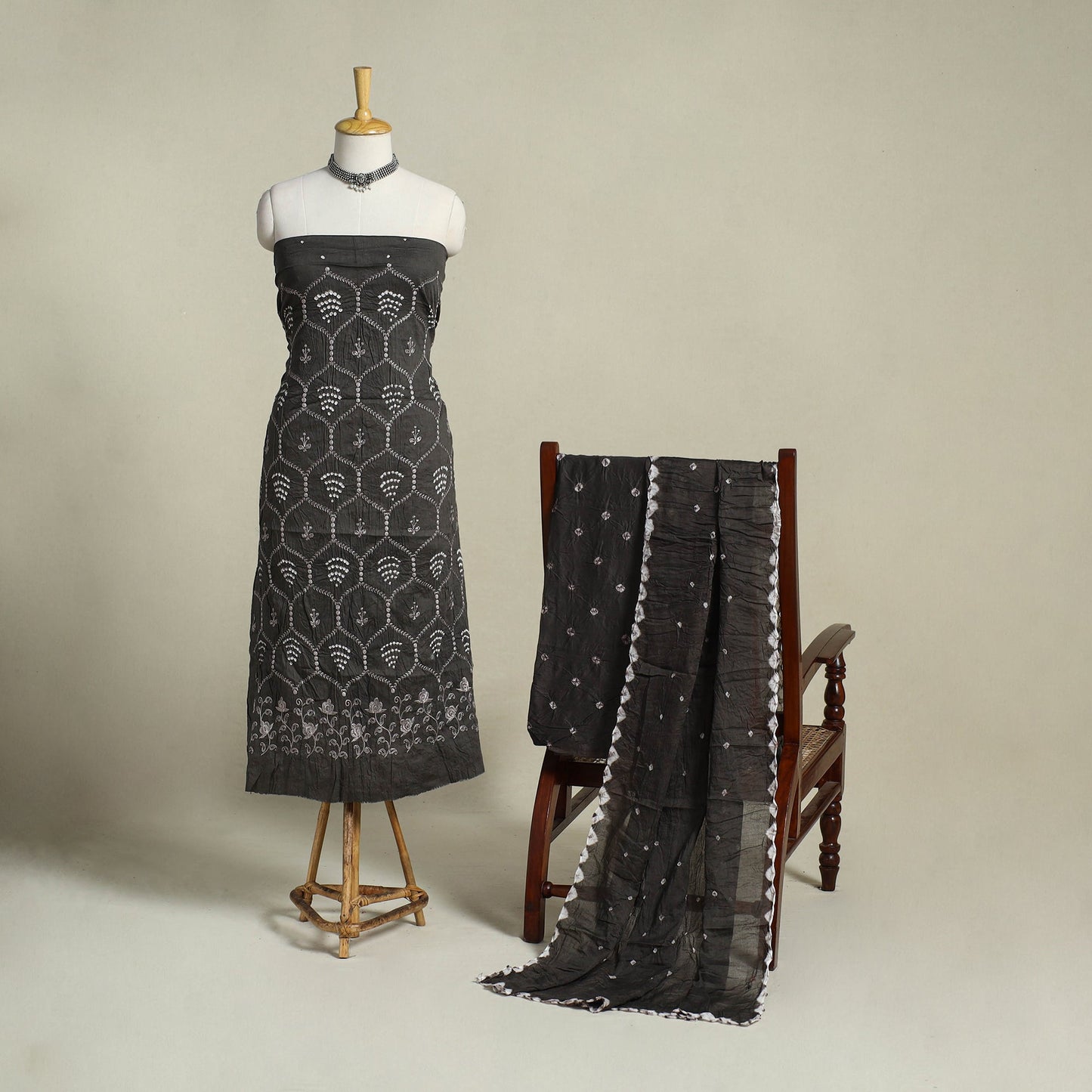 Black 3pc Embroidered Unstitched Kutch Bandhani Dress Material