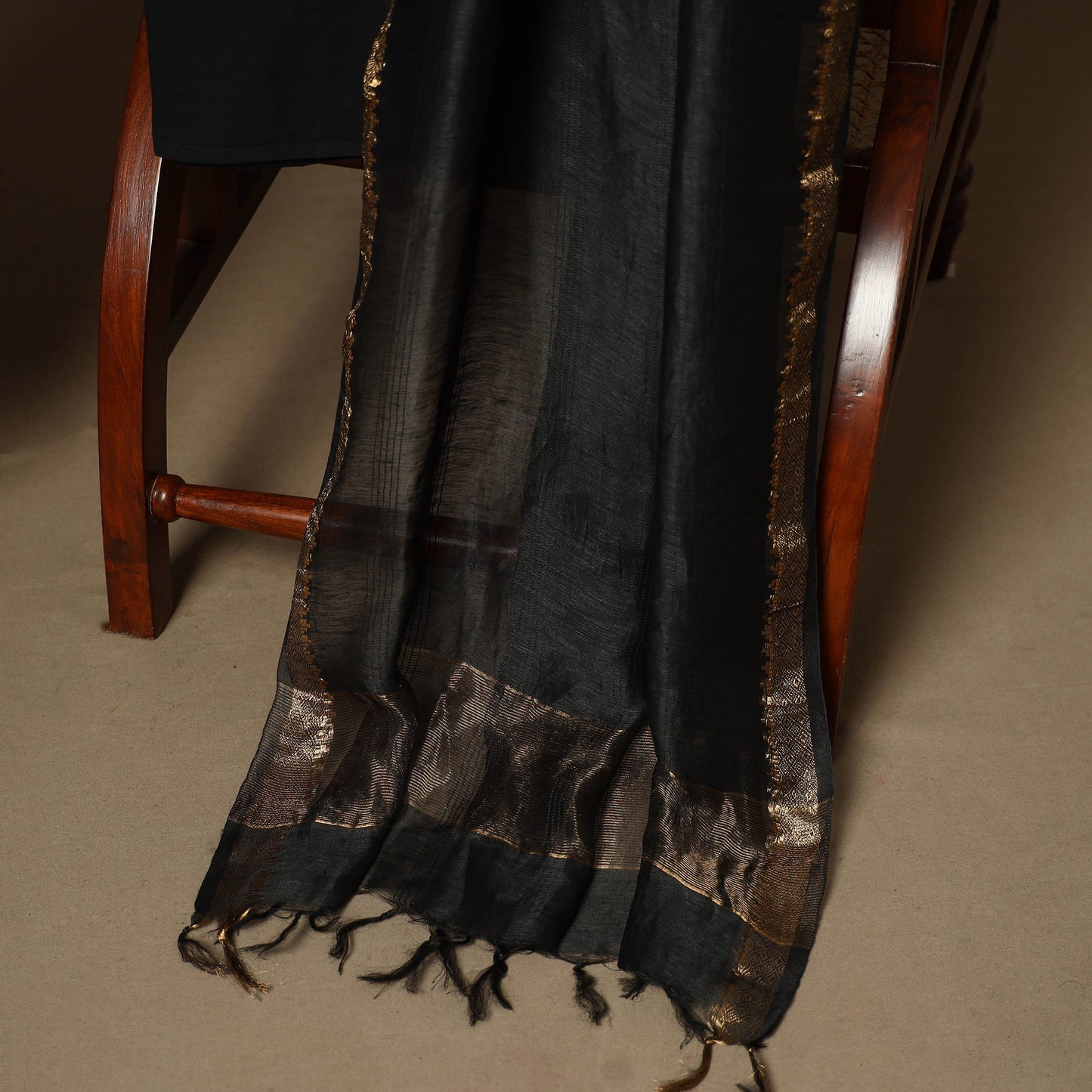 Black - 3pc linen silk handloom unstitched plain dress