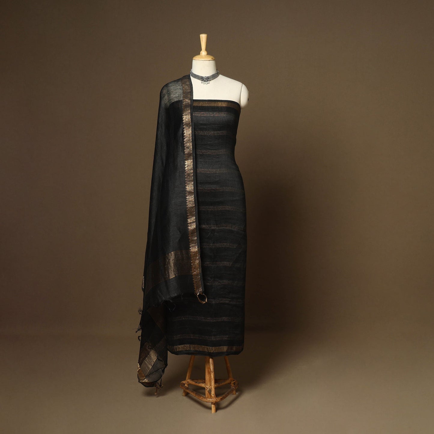 Black - 3pc linen silk handloom unstitched plain dress