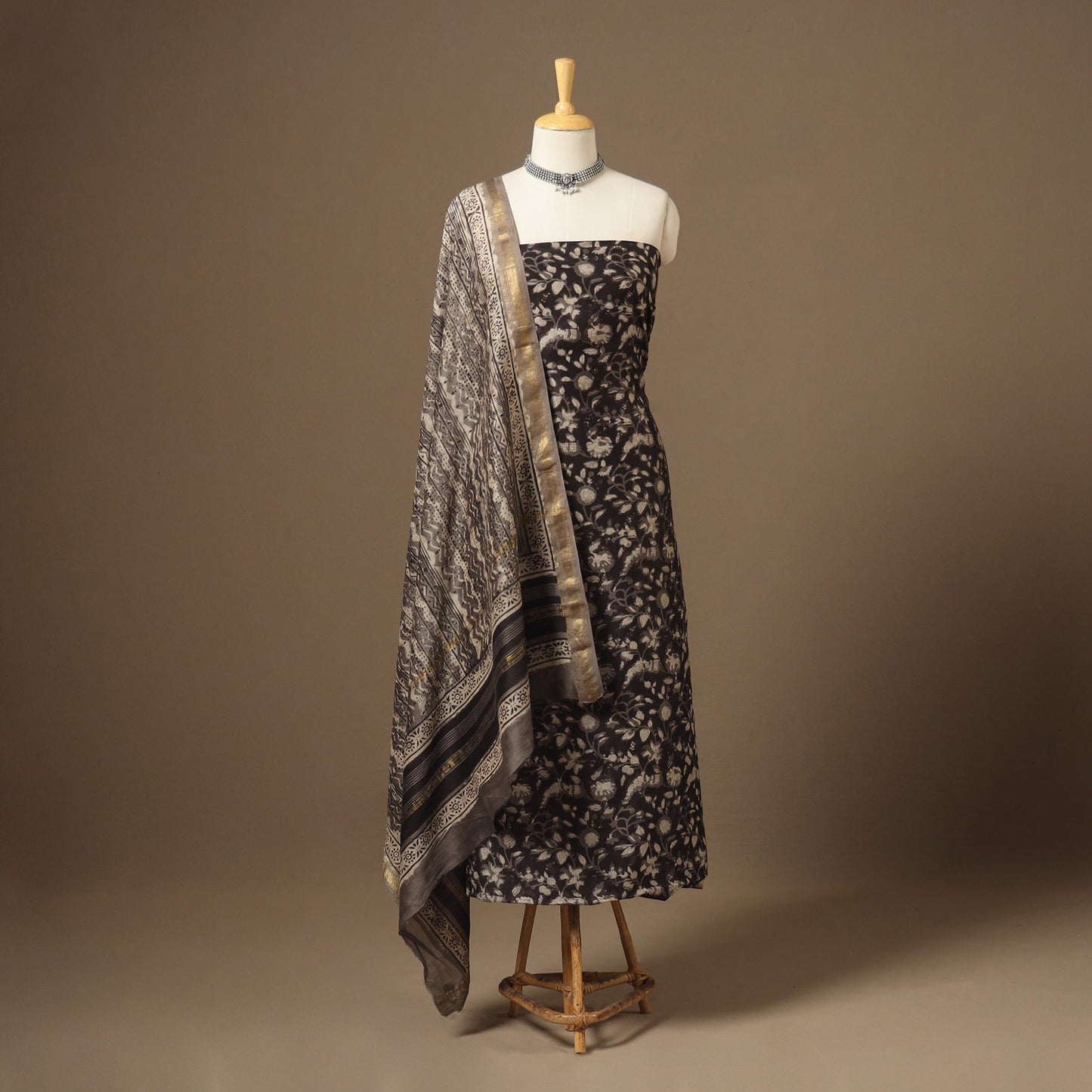 Black 3pc Natural Dyed Maheshwari Silk Unstitched Vanaspati Jahota Dress Material