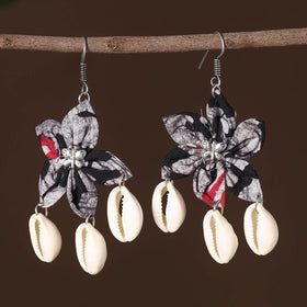 Black - anisa fabart phool kali shell earrings - handcrafted