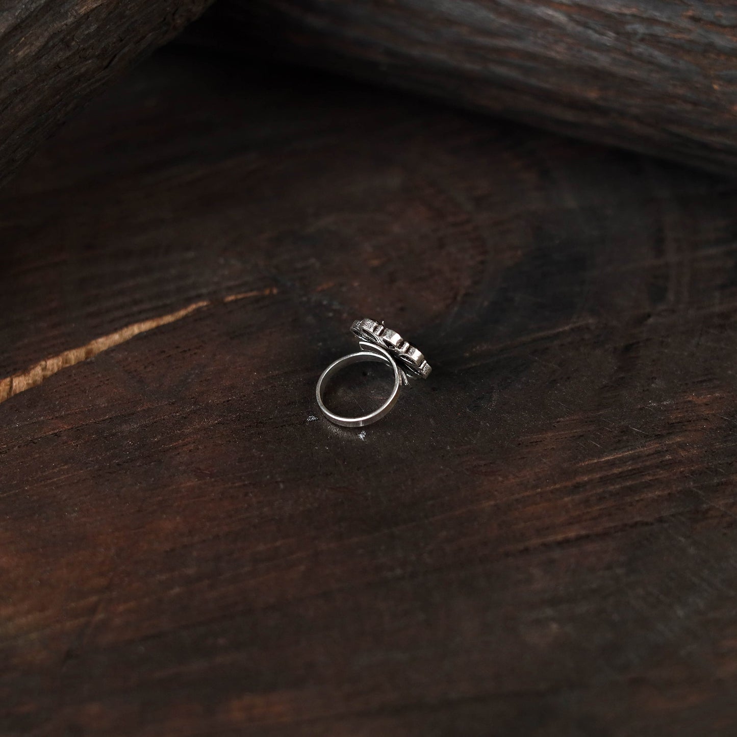 Black - antique silver finish oxidised stone work ring 83