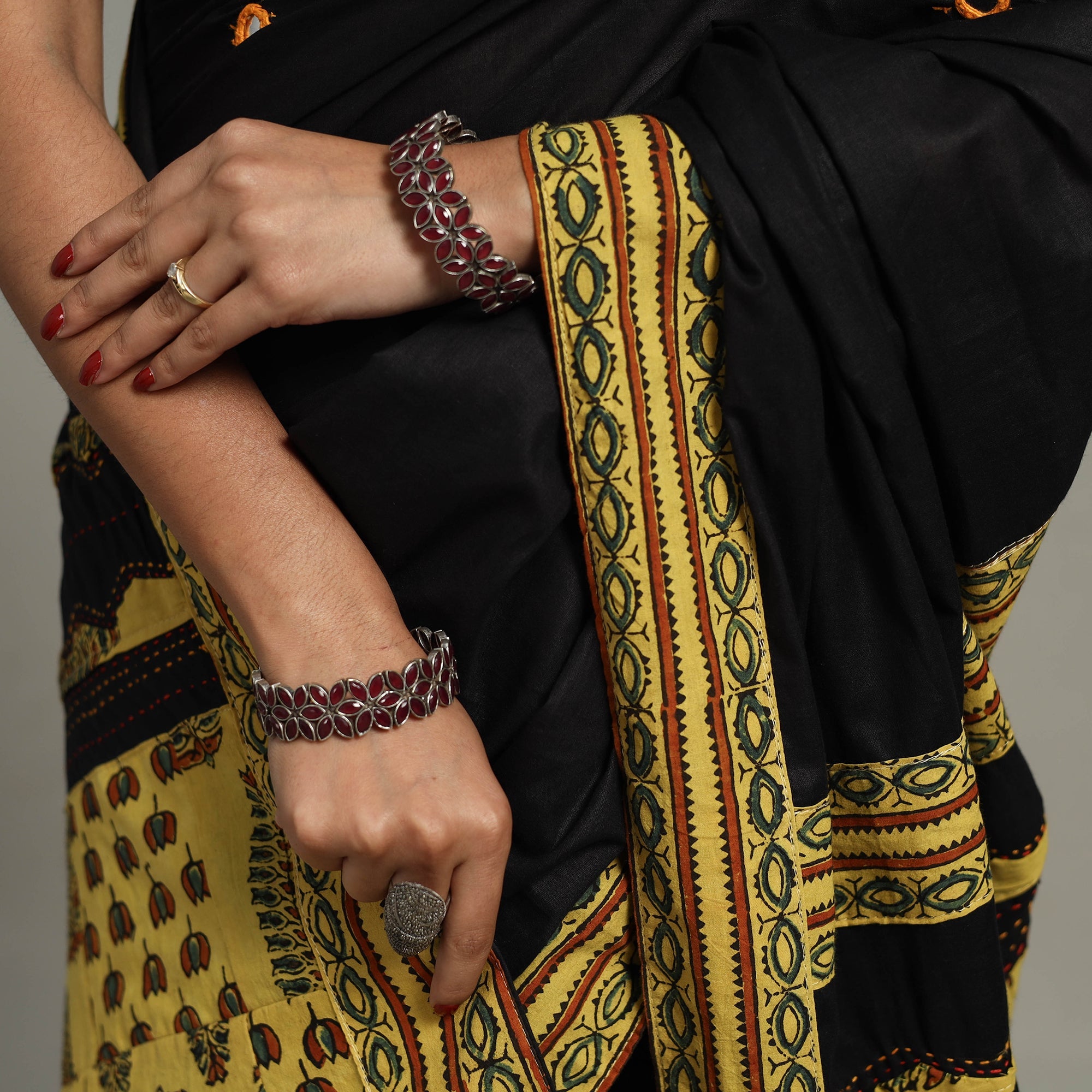 Black - applique patchwork mul cotton tagai saree 05