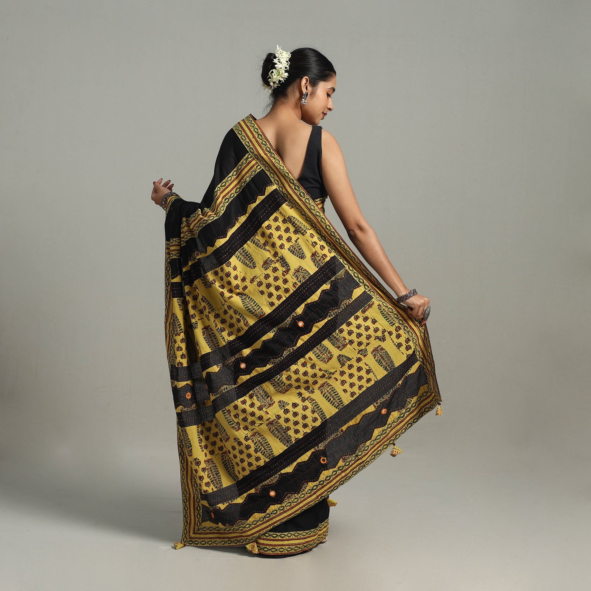 Black - applique patchwork mul cotton tagai saree 05