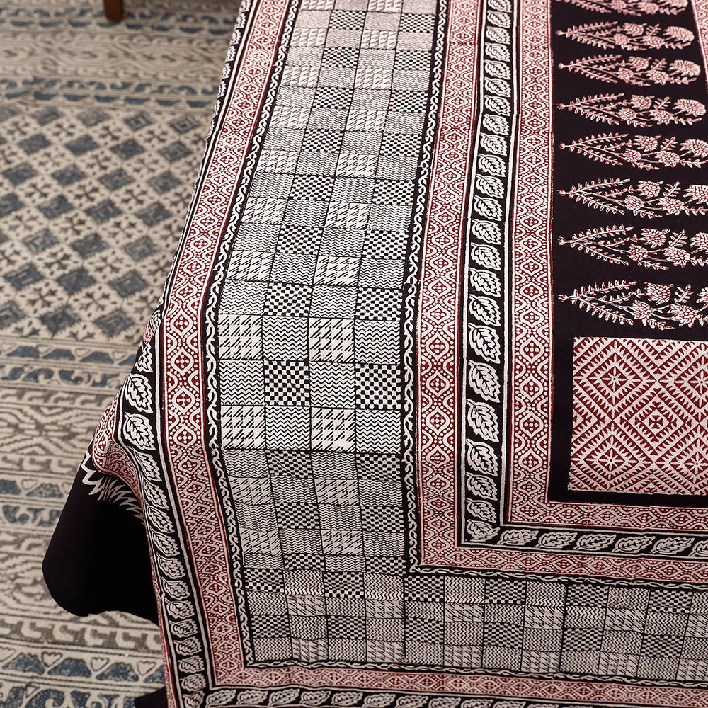Buy Bagh Block Printed Cotton Double Bed Cover Online at iTokri.com