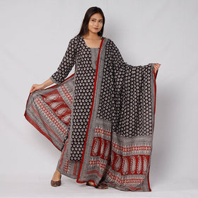  Bagh Block Printed Cotton Long Kurta with Palazzo & Dupatta Set Online l iTokri.com