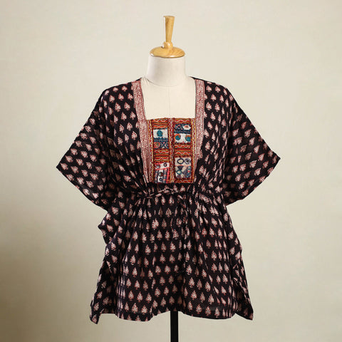 Buy Bagh Cotton Kaftan with Desert Embroidery