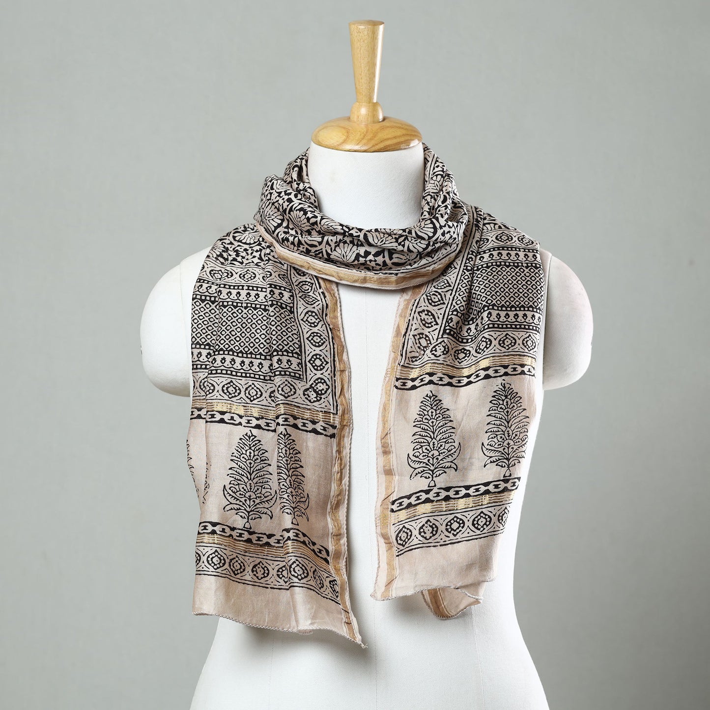 Buy Bagh Hand Block Printed Chanderi Silk Stole 01 Online at iTokri.com