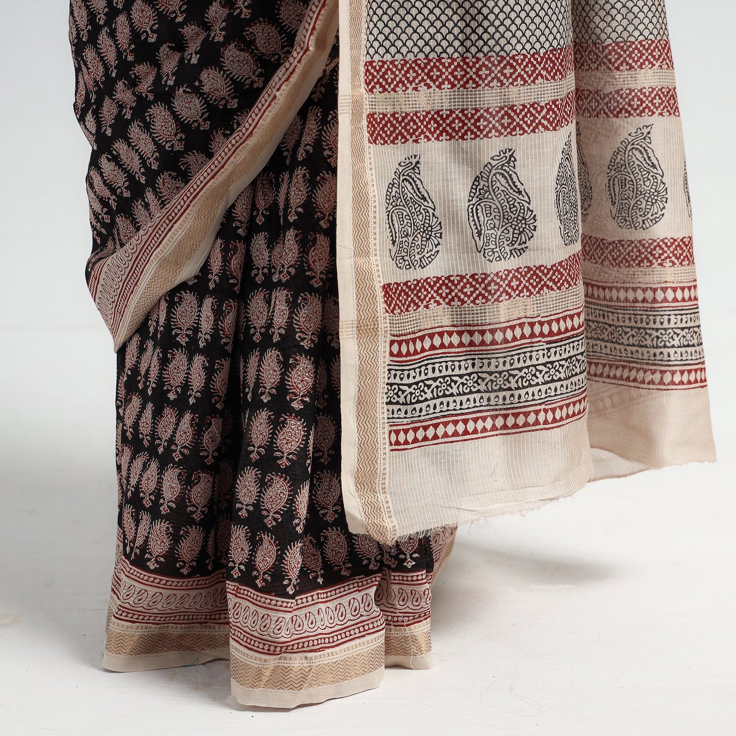 Black Bagh Hand Block Printed Natural Dyed Maheshwari Silk Saree 